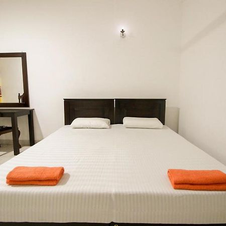 Yoho Relax On Hotell Colombo Eksteriør bilde